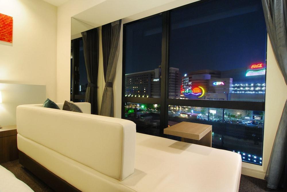 Candeo Hotels The Hakata Terrace Fukuoka  Dış mekan fotoğraf